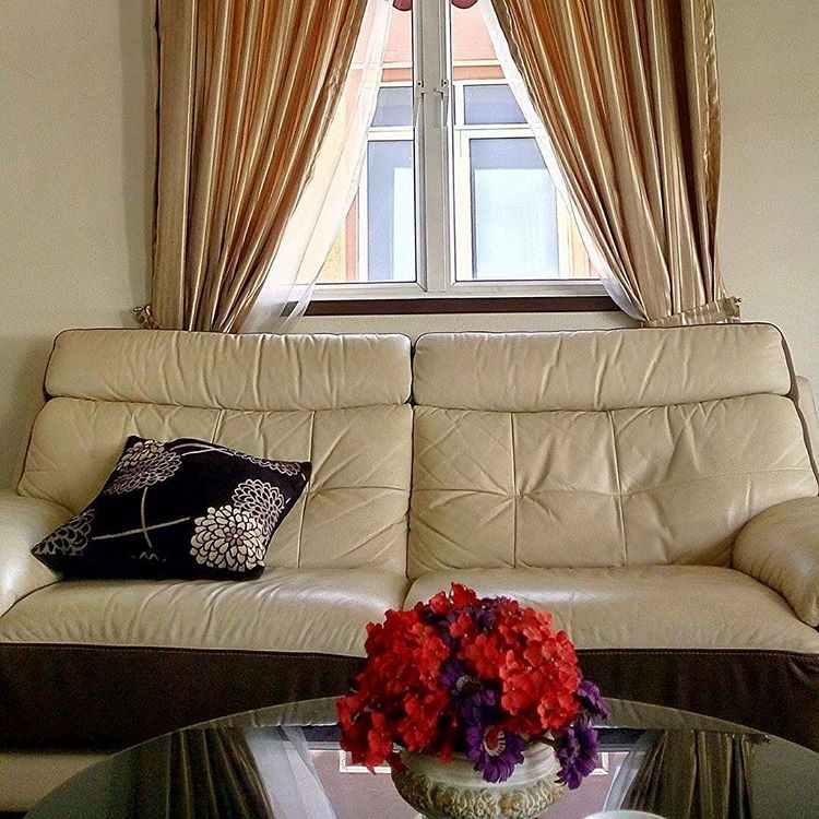 AirBnB Singapore 7 - Sofa