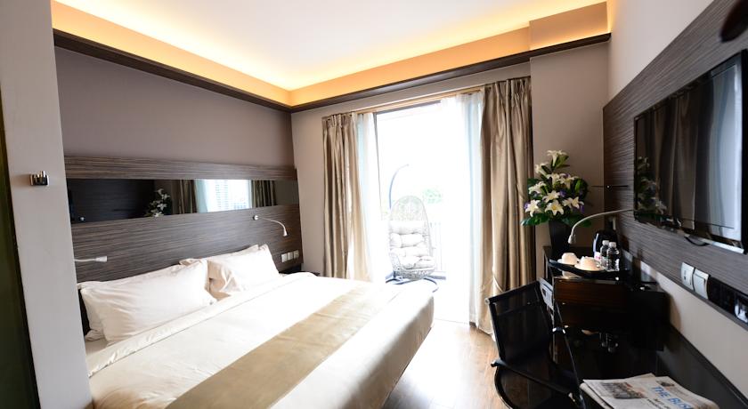 Deluxe Room Plus Bed - Parc Sovereign Hotel Tyrwhitt