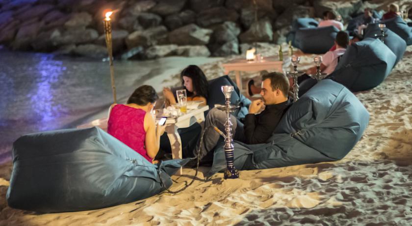 Dubai Marine Resort 2