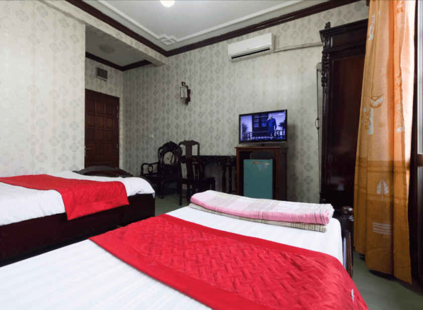 Hanoi Panda Hotel Room