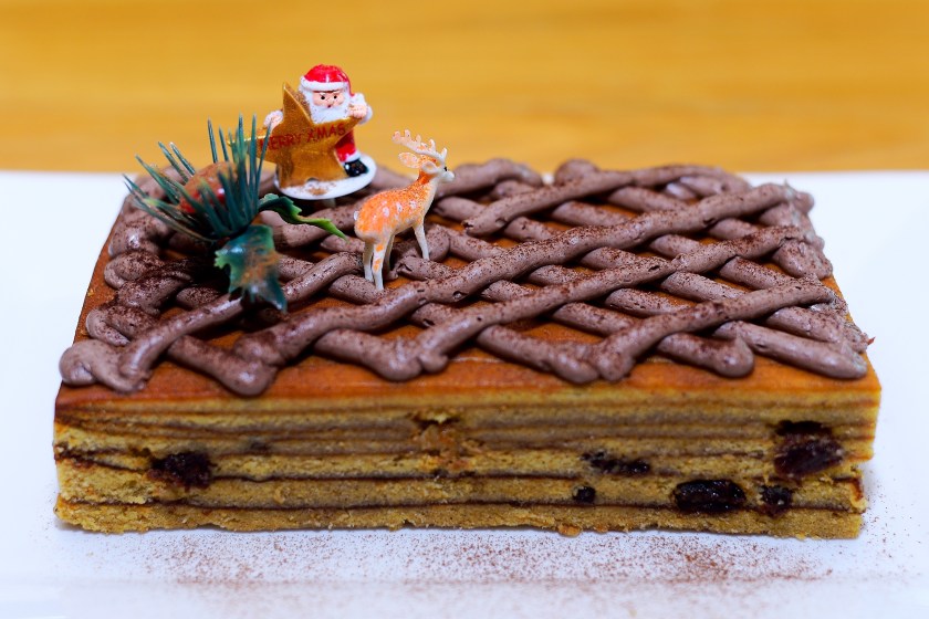 Festive lapis at Bintan Lagoon Resort