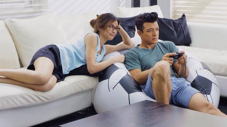 Jennylyn Mercado and Jericho Rosales in Walang Forever