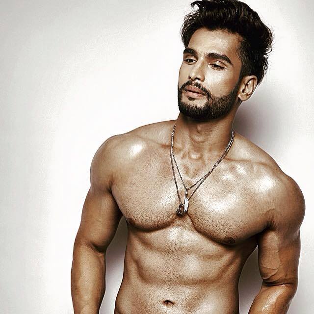 Mister World 2016 India's Rohit Khandelwal photo shows some abs