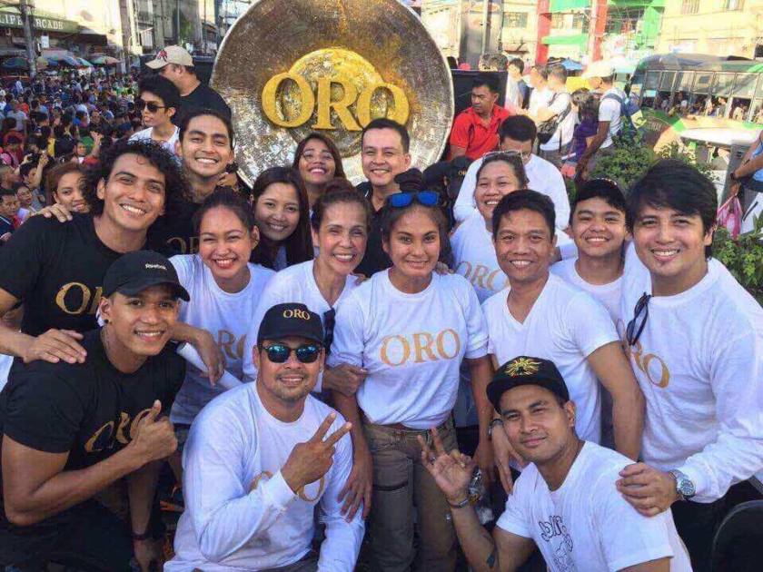 mmff-oro-movie-cast-during-the-float-parade