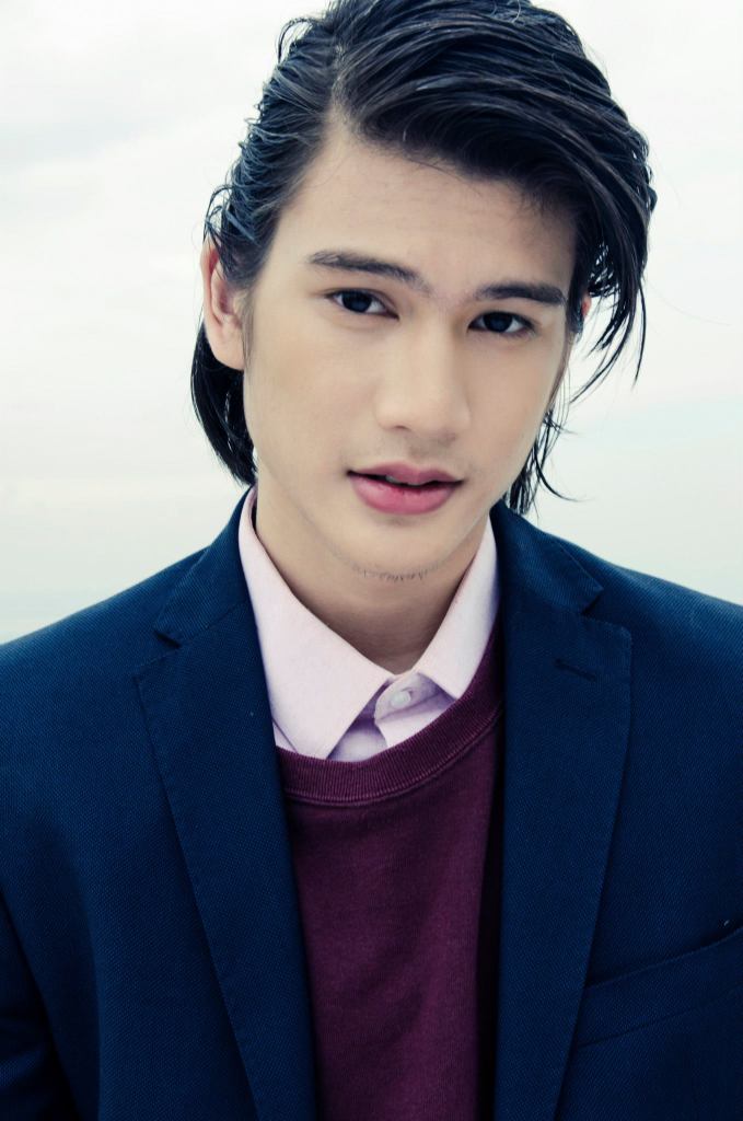 Gil Cuerva handsome face